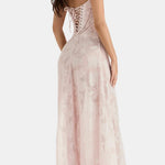 Ellis – Embroidered Maxi Dress with Delicate Silhouette
