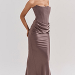 Clara – Elegant Slit Maxi Dress