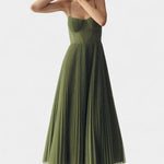 Celia – Off-Shoulder Maxi Dress in Green