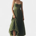 Celia – Off-Shoulder Maxi Dress in Green